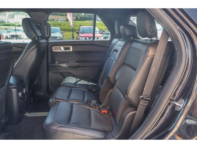 Photo of 2020 Agate Black Metallic Ford Explorer