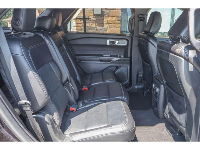 Photo of 2020 Agate Black Metallic Ford Explorer