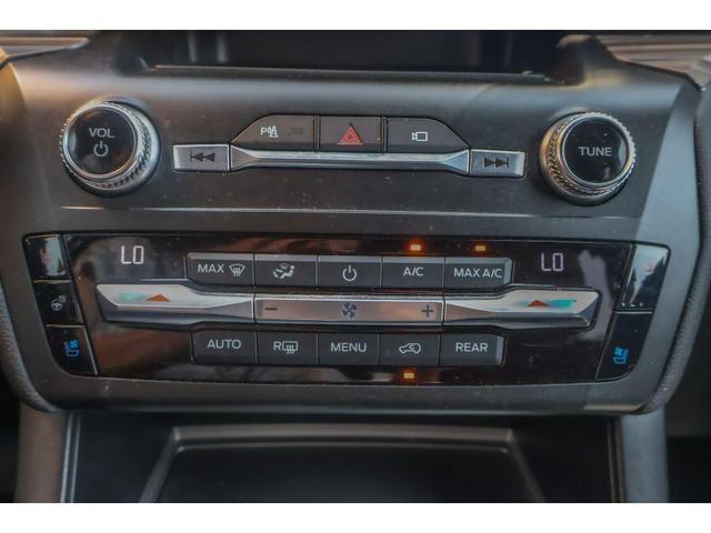Photo of 2020 Agate Black Metallic Ford Explorer