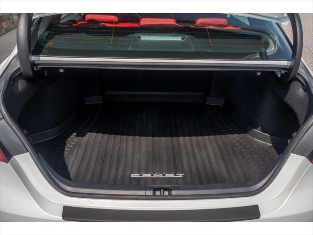 Photo of 2020 White Toyota Camry