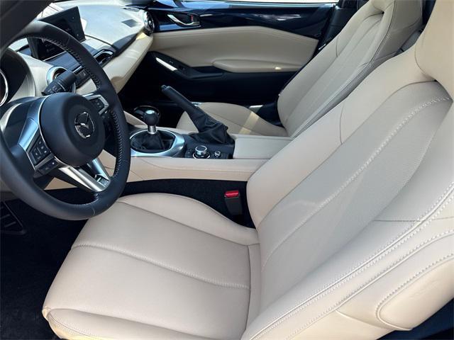 Photo of 2025 Deep Crystal Blue Mica Mazda MX-5 Miata