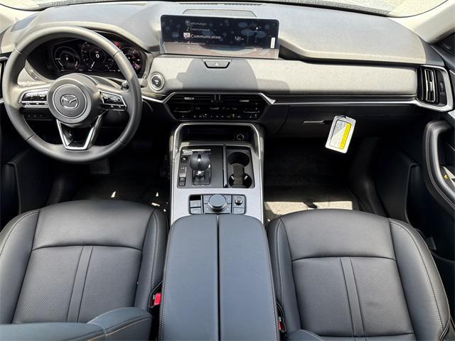 Photo of 2025 Polymetal Gray Metallic Mazda CX-70 PHEV