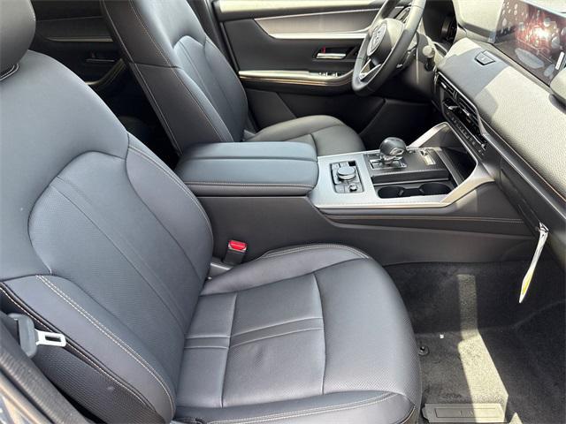Photo of 2025 Polymetal Gray Metallic Mazda CX-70 PHEV