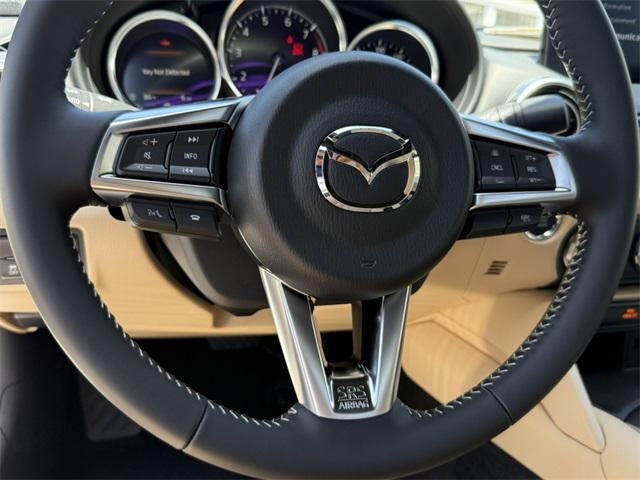 Photo of 2025 Snowflake White Pearl Mica Mazda MX-5 Miata