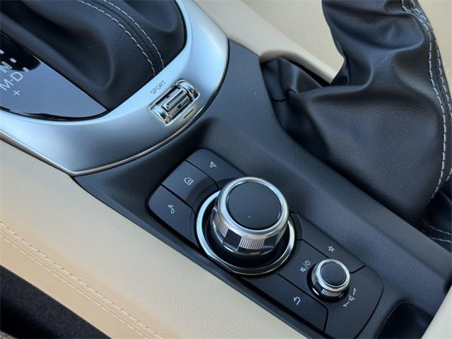 Photo of 2025 Snowflake White Pearl Mica Mazda MX-5 Miata