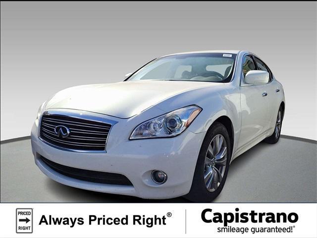 2012 Infiniti M37