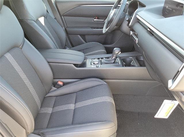 Photo of 2025 Wind Chill Pearl Mazda CX-50