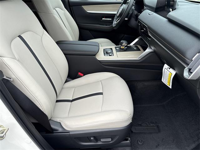Photo of 2025 Rhodium White Premium Mazda CX-90 PHEV