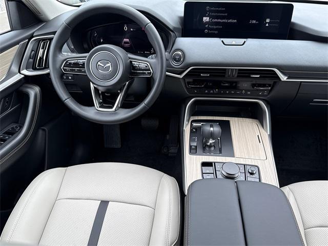 Photo of 2025 Rhodium White Premium Mazda CX-90 PHEV