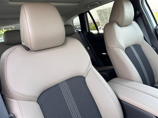 Photo of 2025 Wind Chill Pearl Mazda CX-50