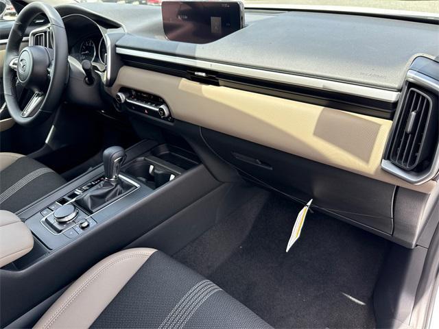 Photo of 2025 Wind Chill Pearl Mazda CX-50