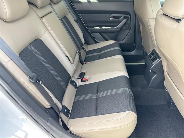 Photo of 2025 Wind Chill Pearl Mazda CX-50
