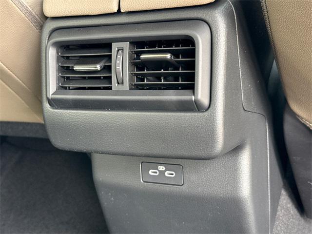 Photo of 2025 Wind Chill Pearl Mazda CX-50