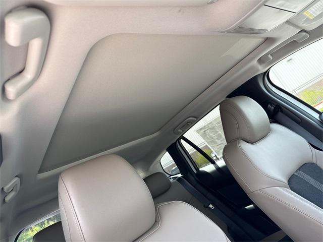 Photo of 2025 Wind Chill Pearl Mazda CX-50