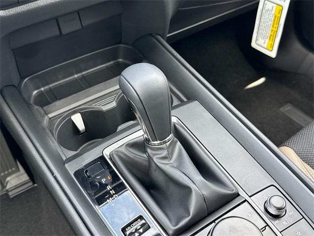 Photo of 2025 Wind Chill Pearl Mazda CX-50