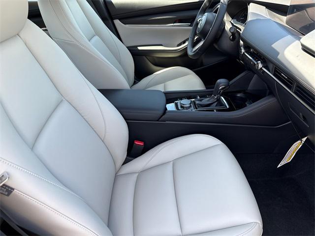 Photo of 2025 Deep Crystal Blue Mica Mazda Mazda3