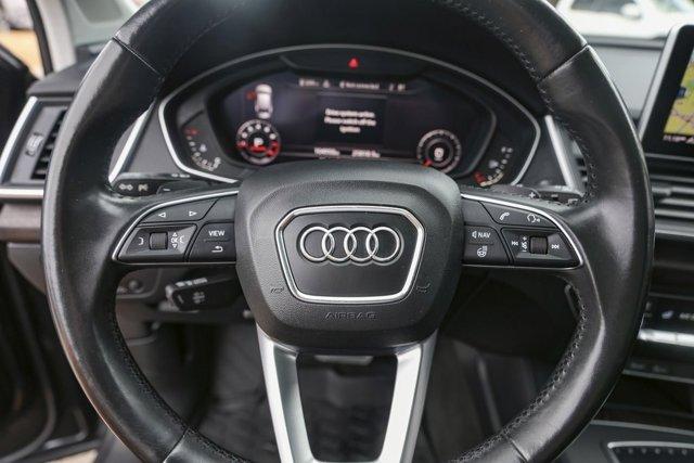 Photo of 2018 Gray Metallic Audi Q5