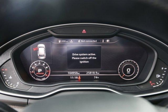 Photo of 2018 Gray Metallic Audi Q5