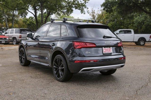 Photo of 2018 Gray Metallic Audi Q5