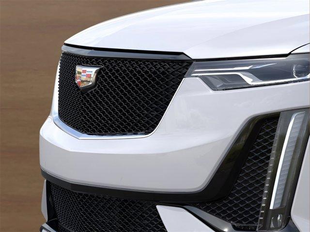 Photo of 2025 Crystal White Tricoat Cadillac XT6
