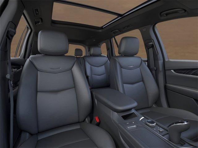 Photo of 2025 Crystal White Tricoat Cadillac XT6