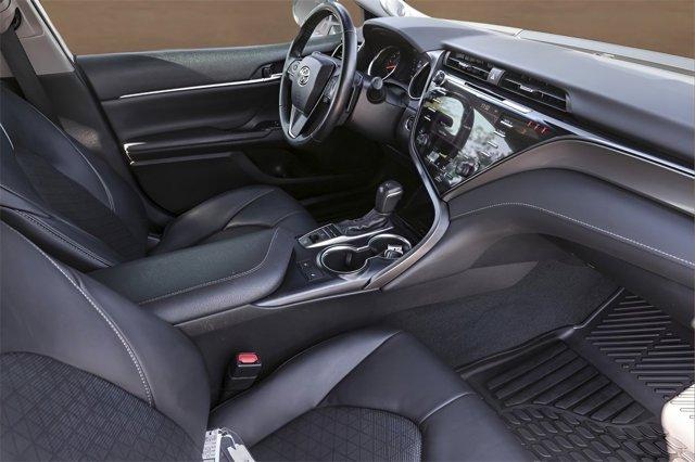 Photo of 2019 White Toyota Camry