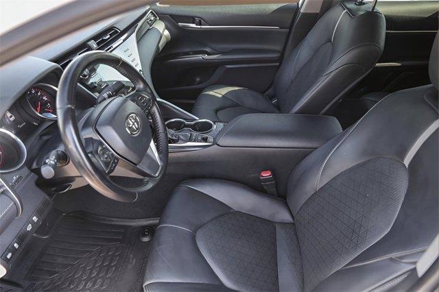 Photo of 2019 White Toyota Camry