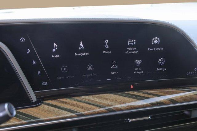 Photo of 2021 Crystal White Tricoat Cadillac Escalade