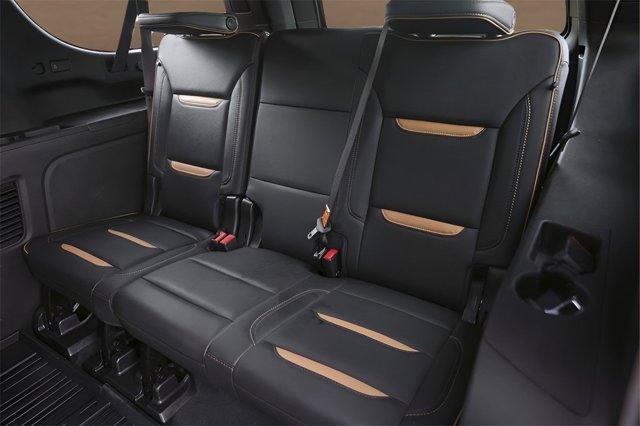 Photo of 2022 Summit White GMC Yukon XL