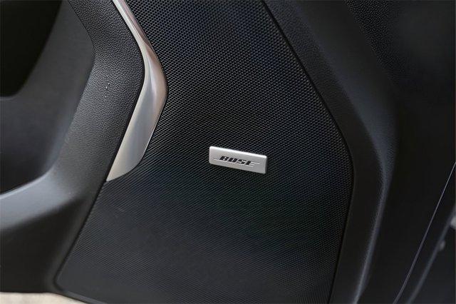 Photo of 2022 Summit White GMC Yukon XL