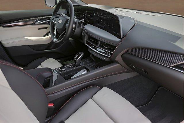 Photo of 2025 Crystal White Tricoat Cadillac CT5