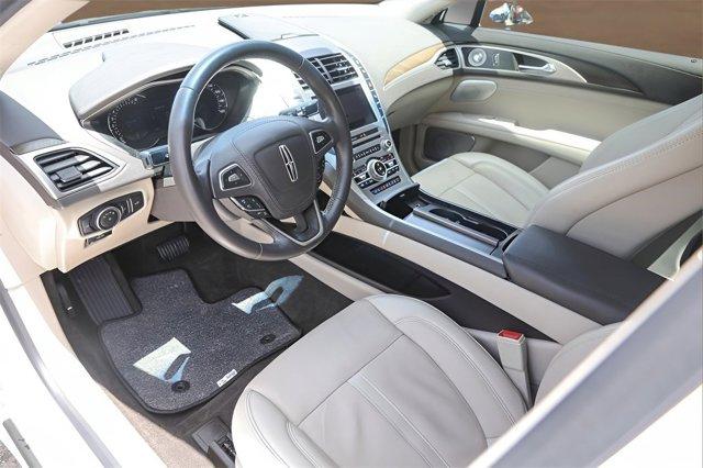 Photo of 2020 White Platinum Lincoln MKZ