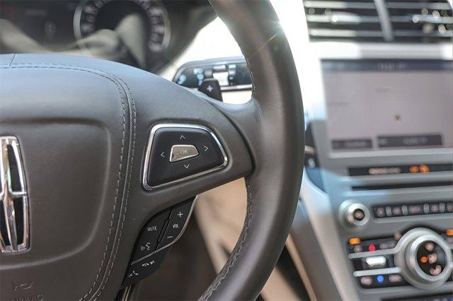 Photo of 2020 White Platinum Lincoln MKZ