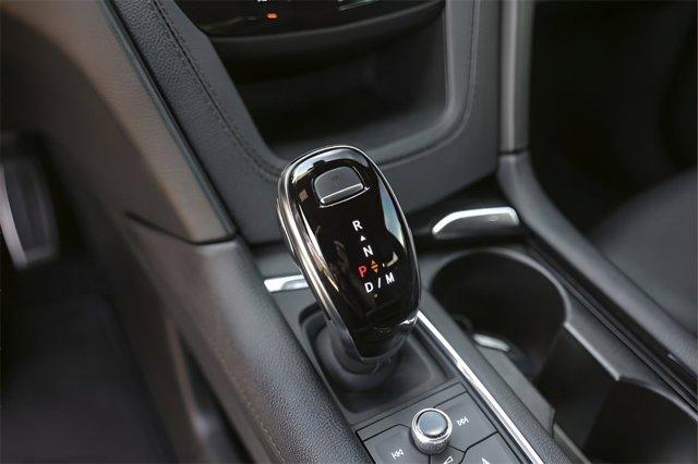 Photo of 2023 Argent Silver Metallic Cadillac XT6