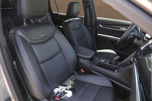 Photo of 2023 Argent Silver Metallic Cadillac XT6