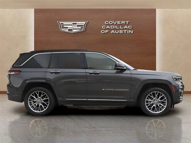 Photo of 2024 Baltic Gray Metallic Clearcoat Jeep Grand Cherokee