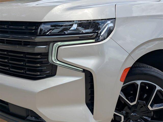Photo of 2021 Empire Beige Metallic Chevrolet Suburban
