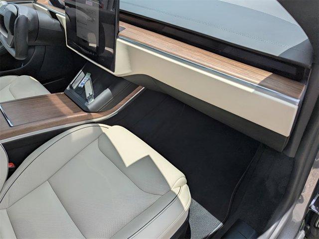 Photo of 2021 Gray Tesla Model S