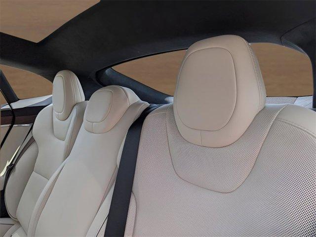 Photo of 2021 Gray Tesla Model S