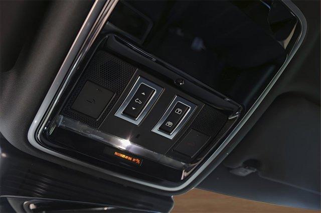Photo of 2023 Gray Land Rover Range Rover Velar
