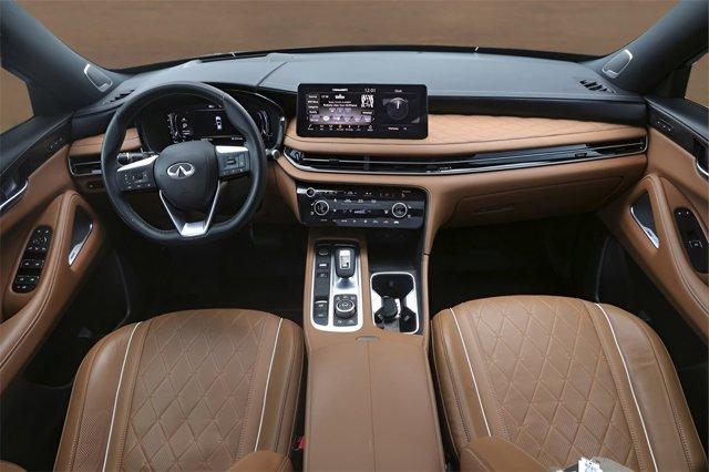 Photo of 2024 Majestic White/Black Obsidian INFINITI QX60