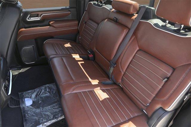 Photo of 2024 White Frost Tricoat GMC Sierra 2500