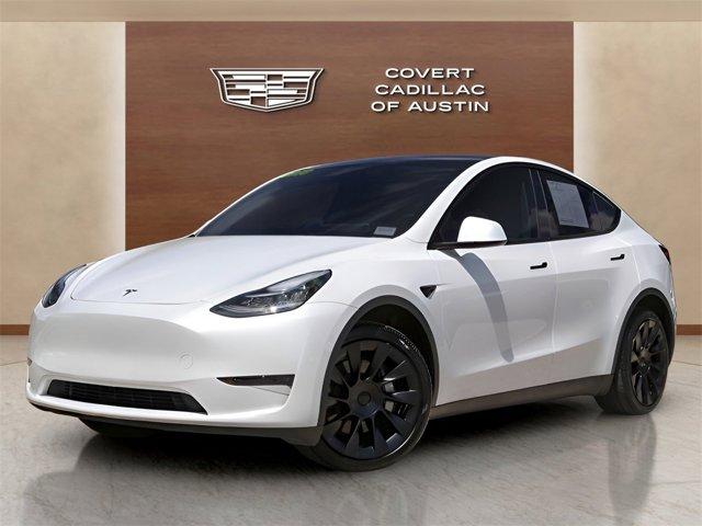 Photo of 2023 White Tesla Model Y