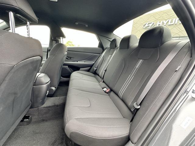 Photo of 2025 Abyss Black Hyundai ELANTRA HEV