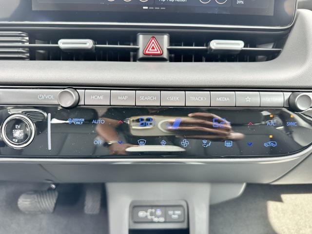 Photo of 2025 Atlas White Hyundai IONIQ 5