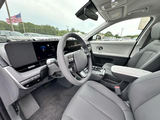 Photo of 2025 Atlas White Hyundai IONIQ 5