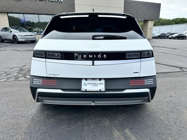 Photo of 2025 Atlas White Hyundai IONIQ 5