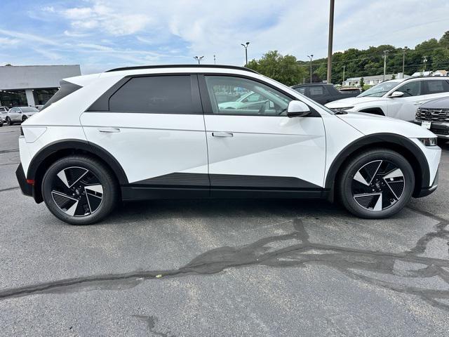 Photo of 2025 Atlas White Hyundai IONIQ 5