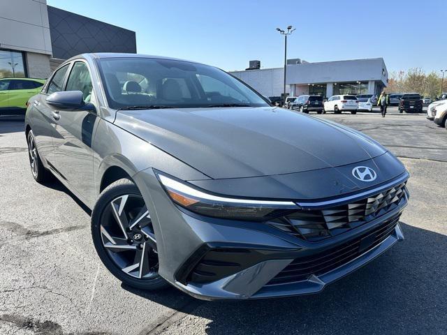 Photo of 2025 Ecotronic Gray Hyundai ELANTRA
