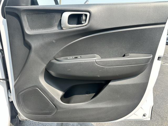 Photo of 2020 Ceramic White Hyundai VENUE